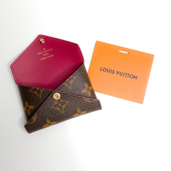 Louis Vuitton Handbags - LOUIS VUITTON ✨SALE✨| Pochette Kirigami Fuchsia